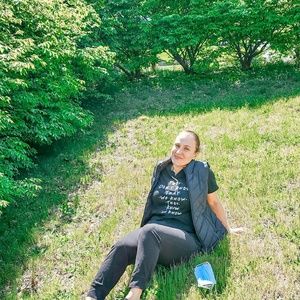 Meet your Posher, Dilek